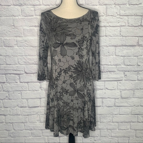 Bryn Walker Irys Floral Gallery Gray Shift Tunic Dress - Picture 4 of 13
